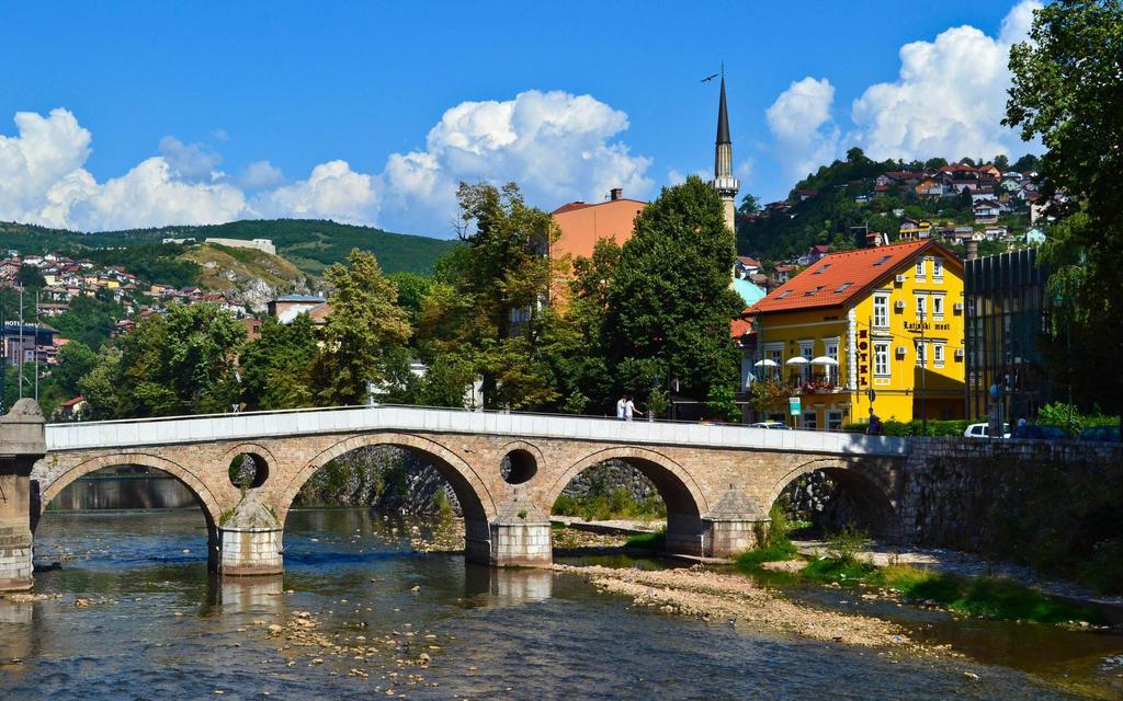 Hotel Latinski Most Sarajevo Exterior foto